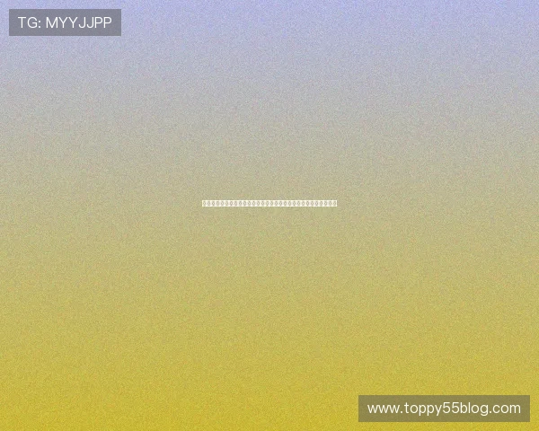 开心体育官网：世界杯期间最受关注的明星球员表现与赛场风采报道